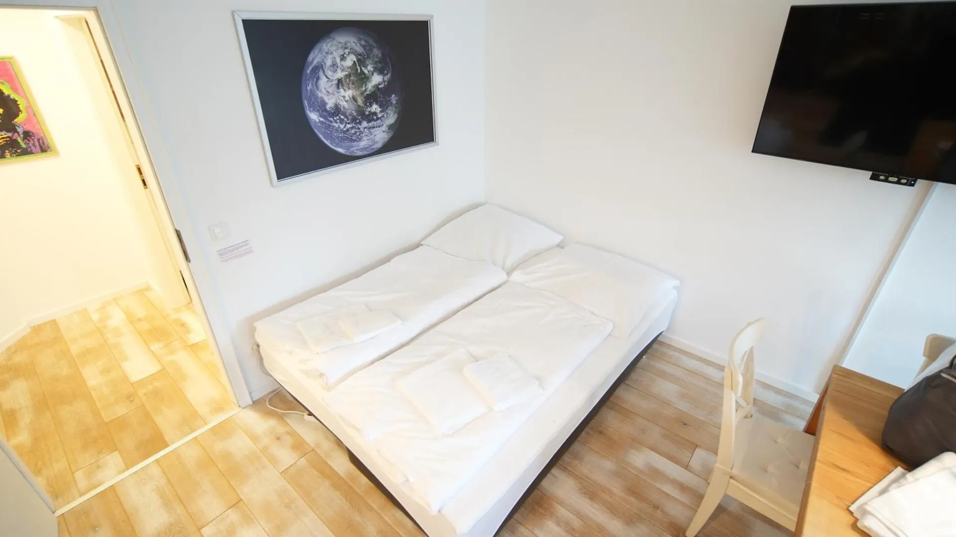 8 Min Per U-Bahn Zum Marienplatz - 120 Qm Schwabing - 3 Sz - 2 Baeder - 9 Personen Apartman München 0*,