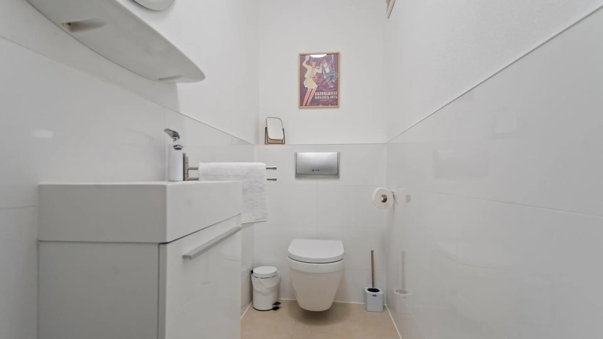 8 Min Per U-Bahn Zum Marienplatz - 120 Qm Schwabing - 3 Sz - 2 Baeder - 9 Personen Apartman München 0*,  Németország