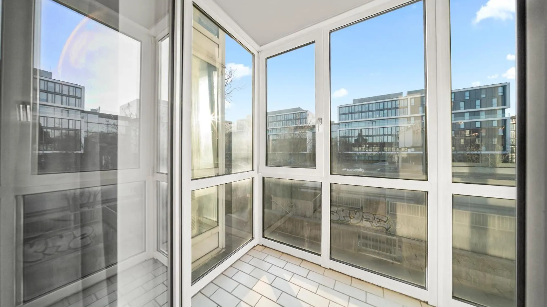 公寓 慕尼黑8 Min Per U-Bahn Zum Marienplatz - 120 Qm Schwabing - 3 Sz - 2 Baeder - 9 Personen公寓 德国
