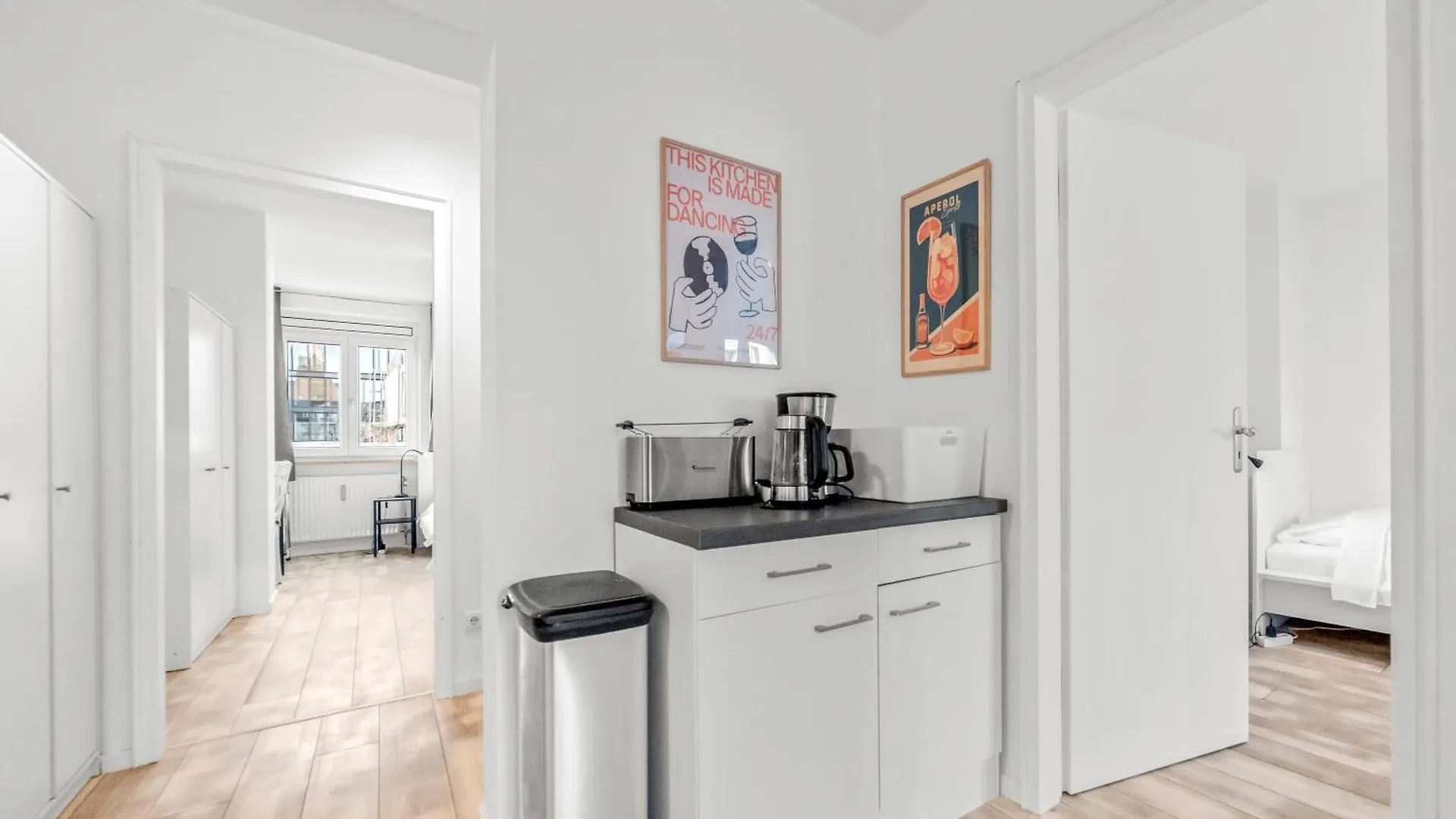 公寓 慕尼黑8 Min Per U-Bahn Zum Marienplatz - 120 Qm Schwabing - 3 Sz - 2 Baeder - 9 Personen公寓